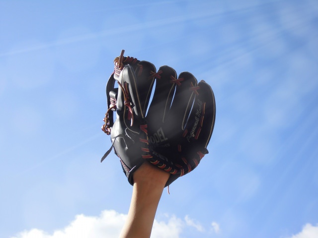 野球が好きな彼氏にプレゼント プレー 観戦に使えるおすすめアイテム13選